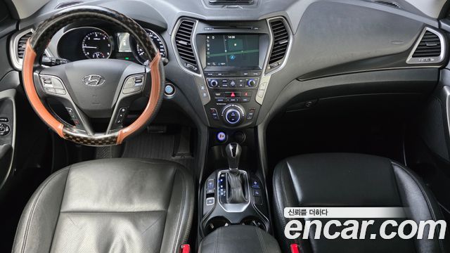 Hyundai Santafe 2018 — photo 10