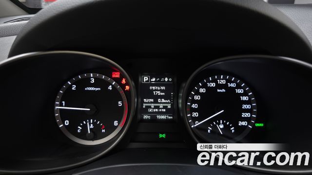 Hyundai Santafe 2018 — photo 11