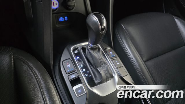 Hyundai Santafe 2018 — photo 12
