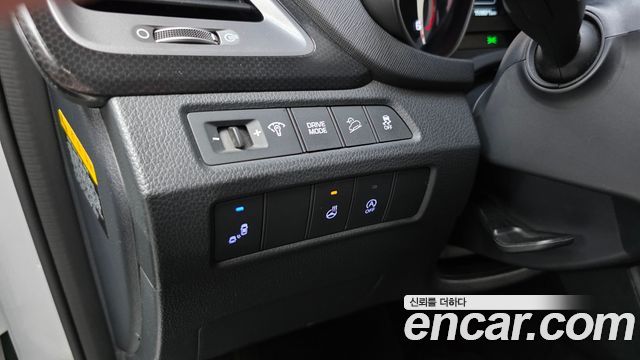 Hyundai Santafe 2018 — photo 20