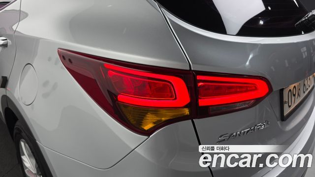 Hyundai Santafe 2018 — photo 9