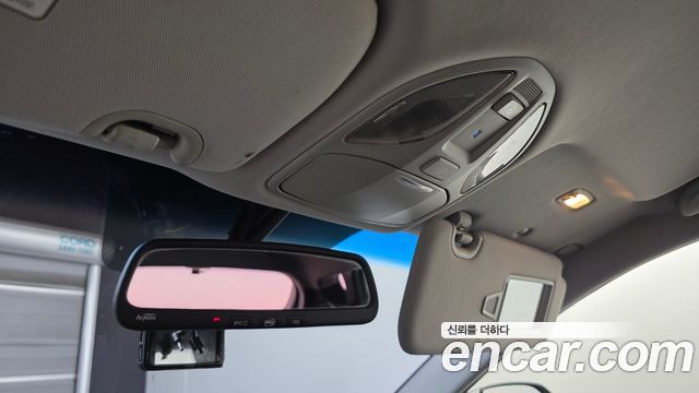 Hyundai Santafe 2018 — photo 27