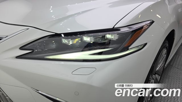 Lexus ES 2026 — photo 8