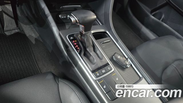 Kia K5 2019 — photo 12