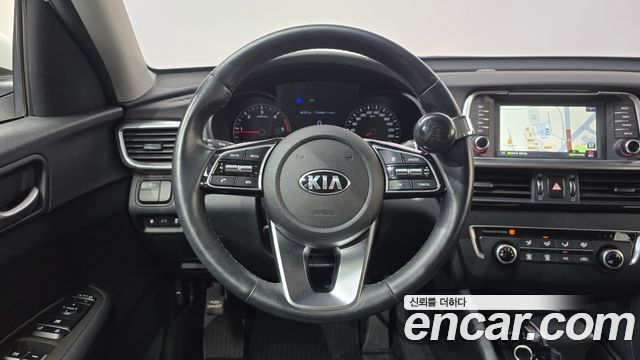 Kia K5 2019 — photo 18
