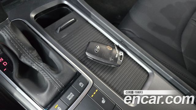 Kia K5 2019 — photo 28
