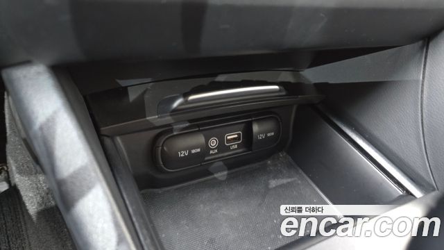 Kia K5 2019 — photo 32