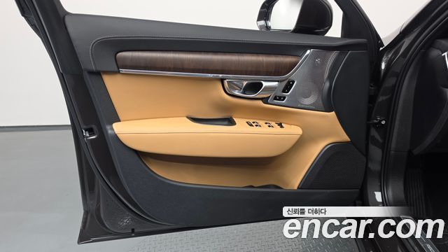 Volvo S90 2023 — photo 14