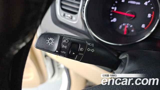 Kia Canival 2016 — photo 20