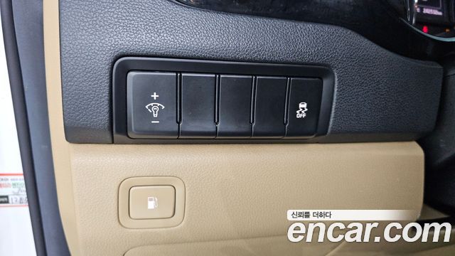 Kia Canival 2016 — photo 27