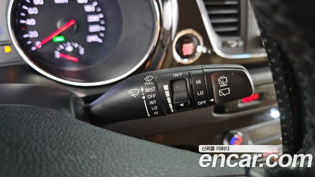 Kia Canival 2016 — photo 29