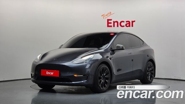 Tesla Model Y 2021 — photo 1