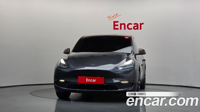 Tesla Model Y 2021 — photo 3