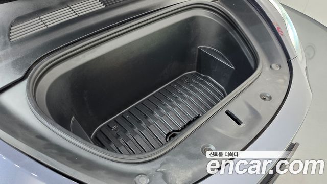 Tesla Model Y 2021 — photo 6