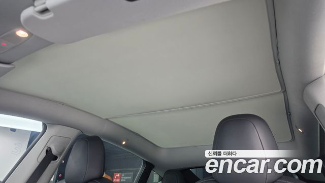 Tesla Model Y 2021 — photo 21