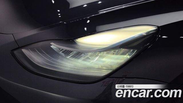 Tesla Model Y 2021 — photo 8