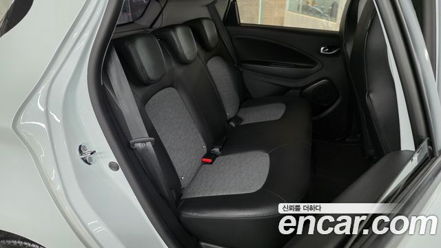 Renault Korea Zoe 2021 — photo 12