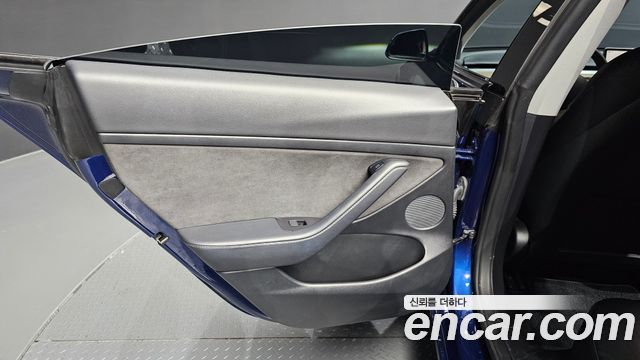 Tesla Model 3 2022 — photo 15