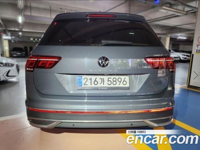Volkswagen Tiguan 2024 — photo 2