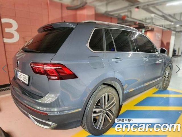 Volkswagen Tiguan 2024 — photo 4