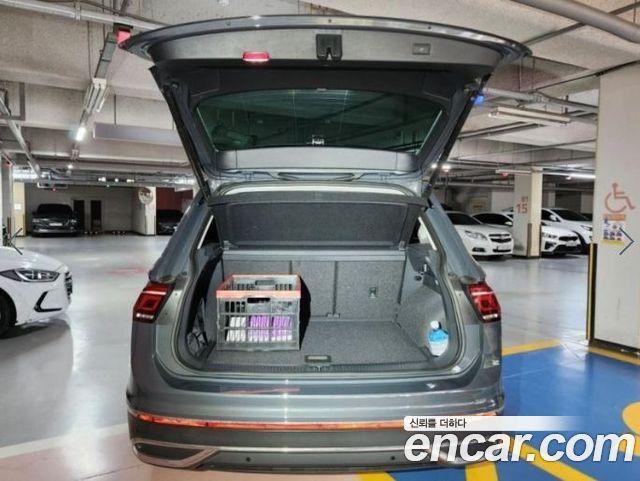 Volkswagen Tiguan 2024 — photo 5