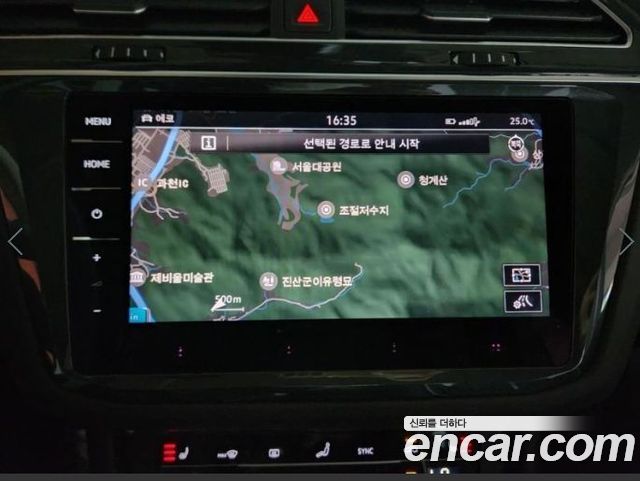 Volkswagen Tiguan 2024 — photo 10