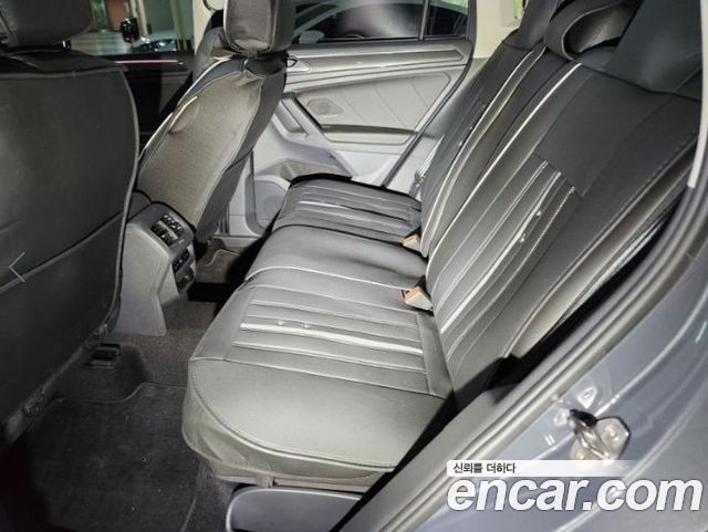 Volkswagen Tiguan 2024 — photo 15