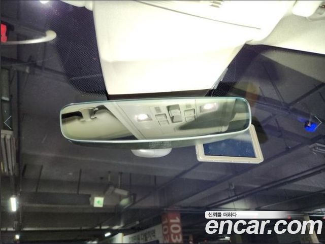 Volkswagen Tiguan 2024 — photo 17