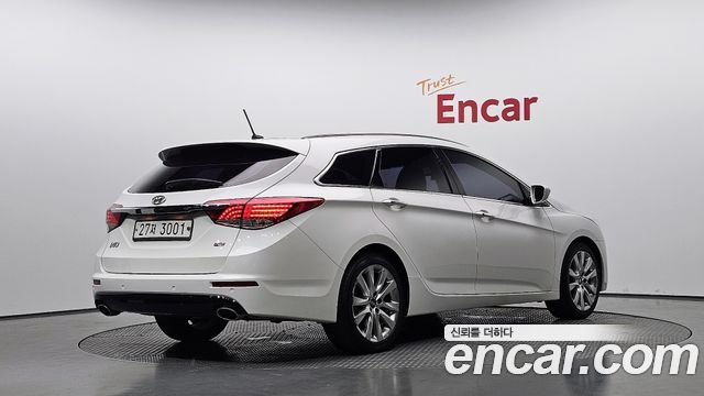Hyundai i40 2014 — photo 2