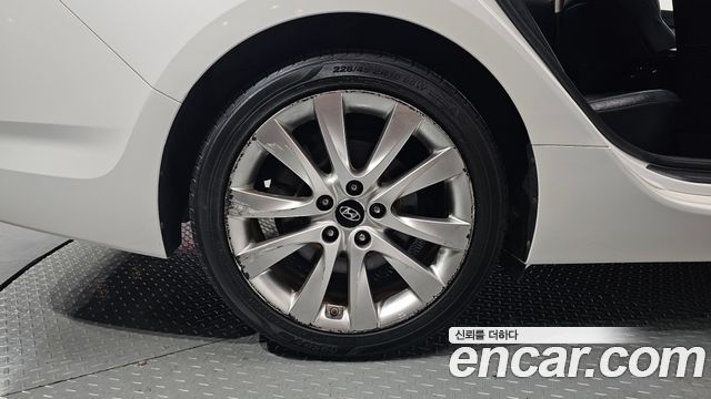 Hyundai i40 2014 — photo 5