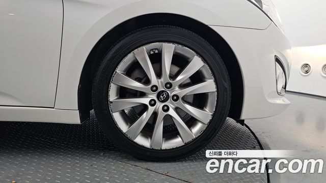 Hyundai i40 2014 — photo 7