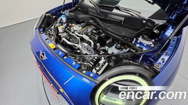 Mini Cooper 2024 — photo 6