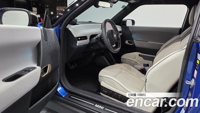 Mini Cooper 2024 — photo 13
