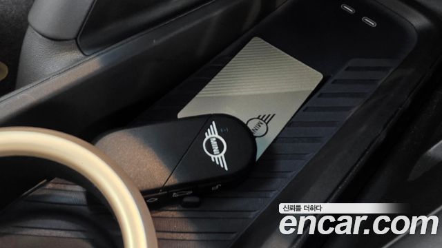 Mini Cooper 2024 — photo 28