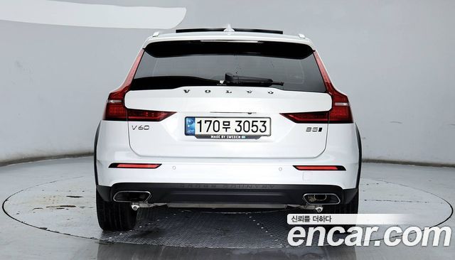 Volvo V60 2022 — photo 4