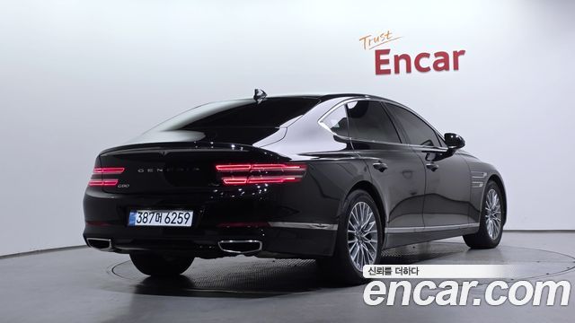 Genesis G80 2023 — photo 2