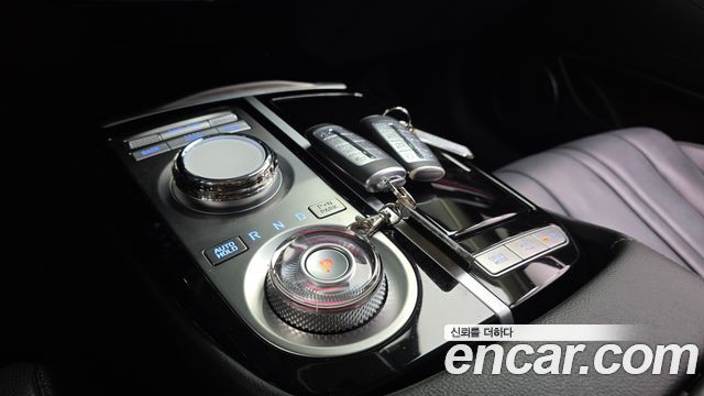 Genesis G80 2023 — photo 12