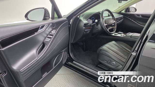 Genesis G80 2023 — photo 13