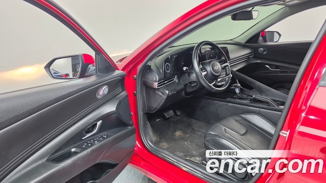 Hyundai AVANTE 2022 — photo 13