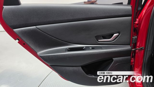 Hyundai AVANTE 2022 — photo 15