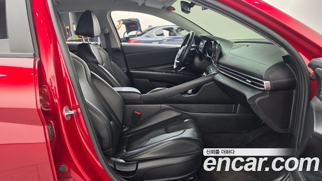 Hyundai AVANTE 2022 — photo 16