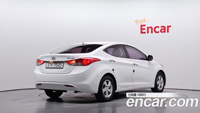 Hyundai AVANTE 2012 — photo 2