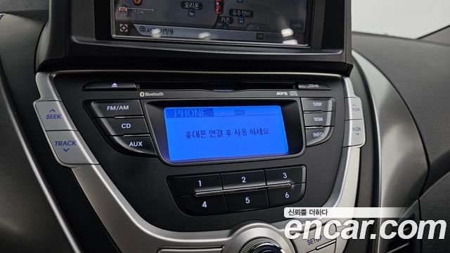 Hyundai AVANTE 2012 — photo 21