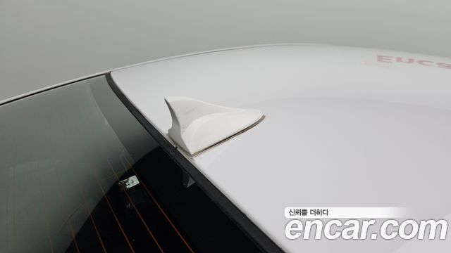 Hyundai AVANTE 2012 — photo 30