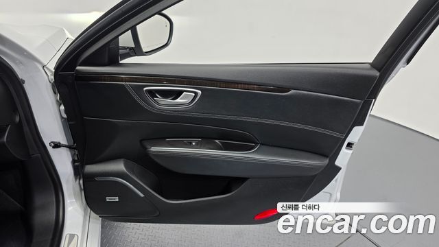 Renault Korea SM6 2019 — photo 15