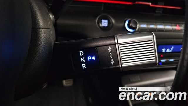 Hyundai Kona 2023 — photo 12