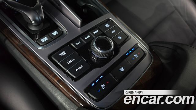 Hyundai Equus 2015 — photo 19
