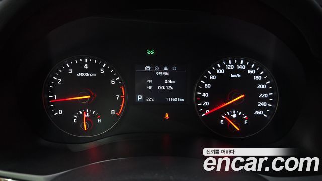 Kia K7 2017 — photo 11