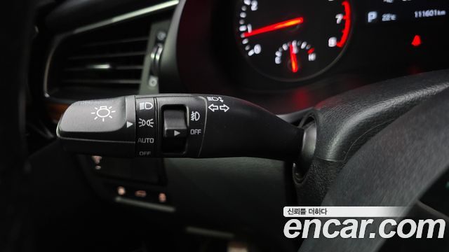 Kia K7 2017 — photo 27