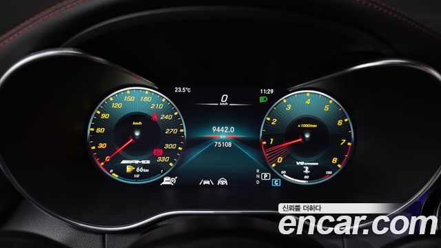 Mercedes-Benz C-Class 2020 — photo 11